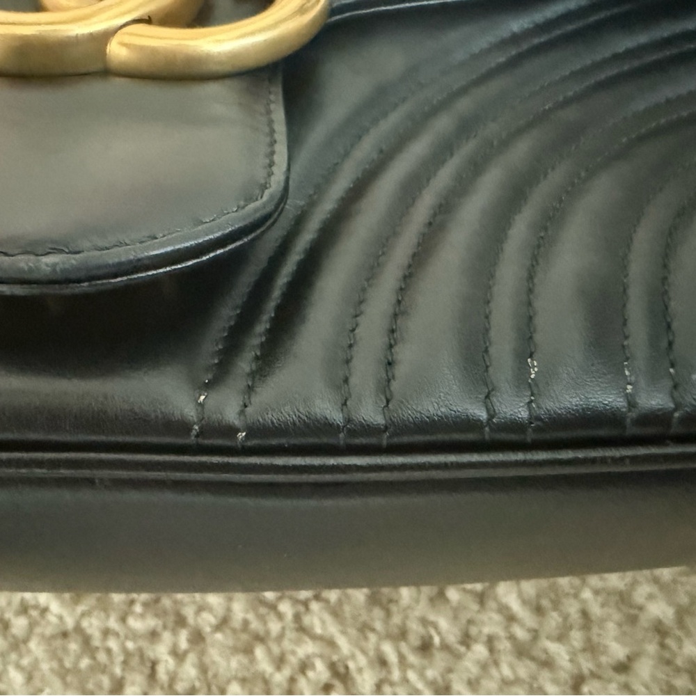Gucci Marmont GG Large Black Quilted Shoulder Bag with Gold Accents - Picture 8 of 15
